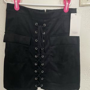 XS Black suede Tobi skirt. New with tags!
